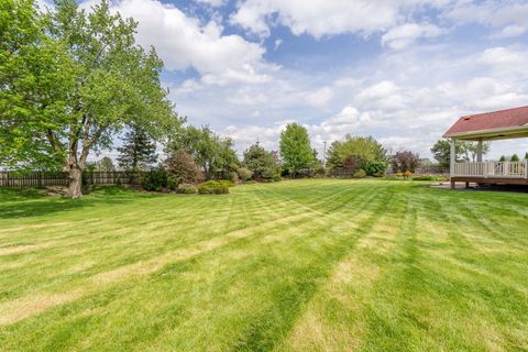 Tiny photo for 5310 Baraboo Court, Davenport, IA 52804 (MLS # 12625971)