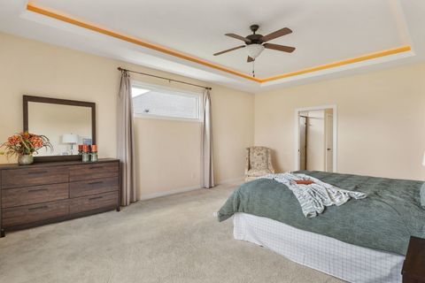 Tiny photo for 5310 Baraboo Court, Davenport, IA 52804 (MLS # 12625971)