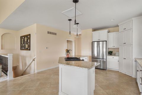 Tiny photo for 5310 Baraboo Court, Davenport, IA 52804 (MLS # 12625971)