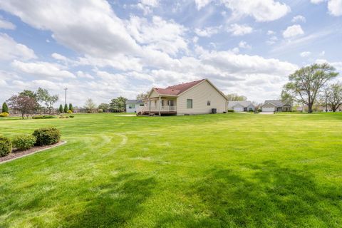 Tiny photo for 5310 Baraboo Court, Davenport, IA 52804 (MLS # 12625971)
