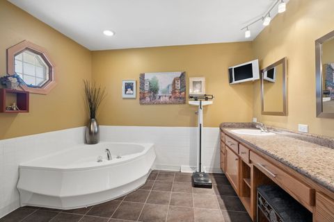 Tiny photo for 14629 S East Abbott Road, Homer Glen, IL 60491 (MLS # 12696528)