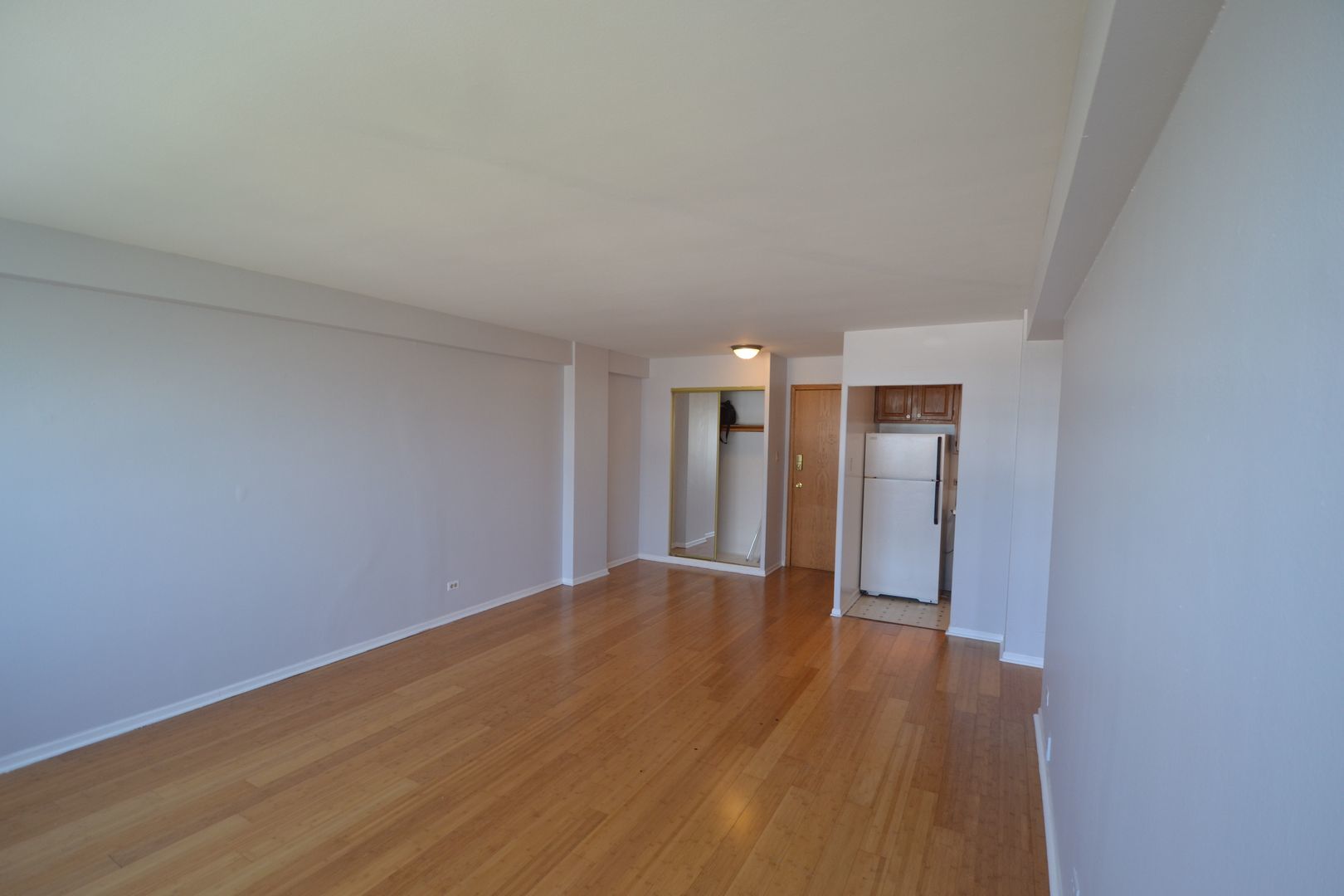 4180 N Marine Drive 208
