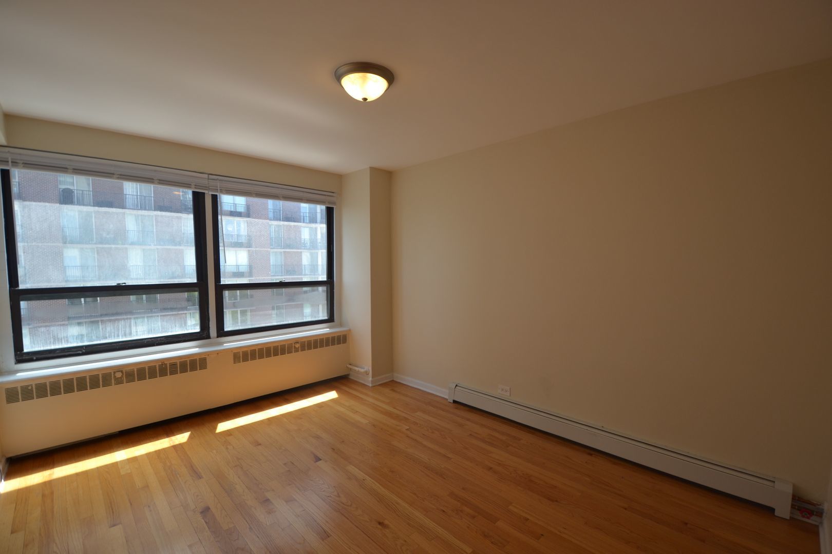 4180 N Marine Drive 208