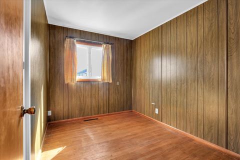 Tiny photo for 9 Glenview Drive, Decatur, IL 62521 (MLS # 12589644)