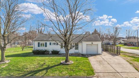 Photo of 9 Glenview Drive, Decatur, IL 62521 (MLS # 12589644)