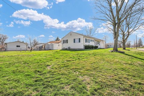 Tiny photo for 9 Glenview Drive, Decatur, IL 62521 (MLS # 12589644)