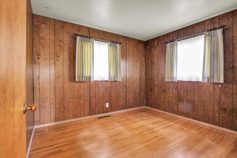 Tiny photo for 9 Glenview Drive, Decatur, IL 62521 (MLS # 12589644)