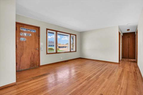 Tiny photo for 9 Glenview Drive, Decatur, IL 62521 (MLS # 12589644)