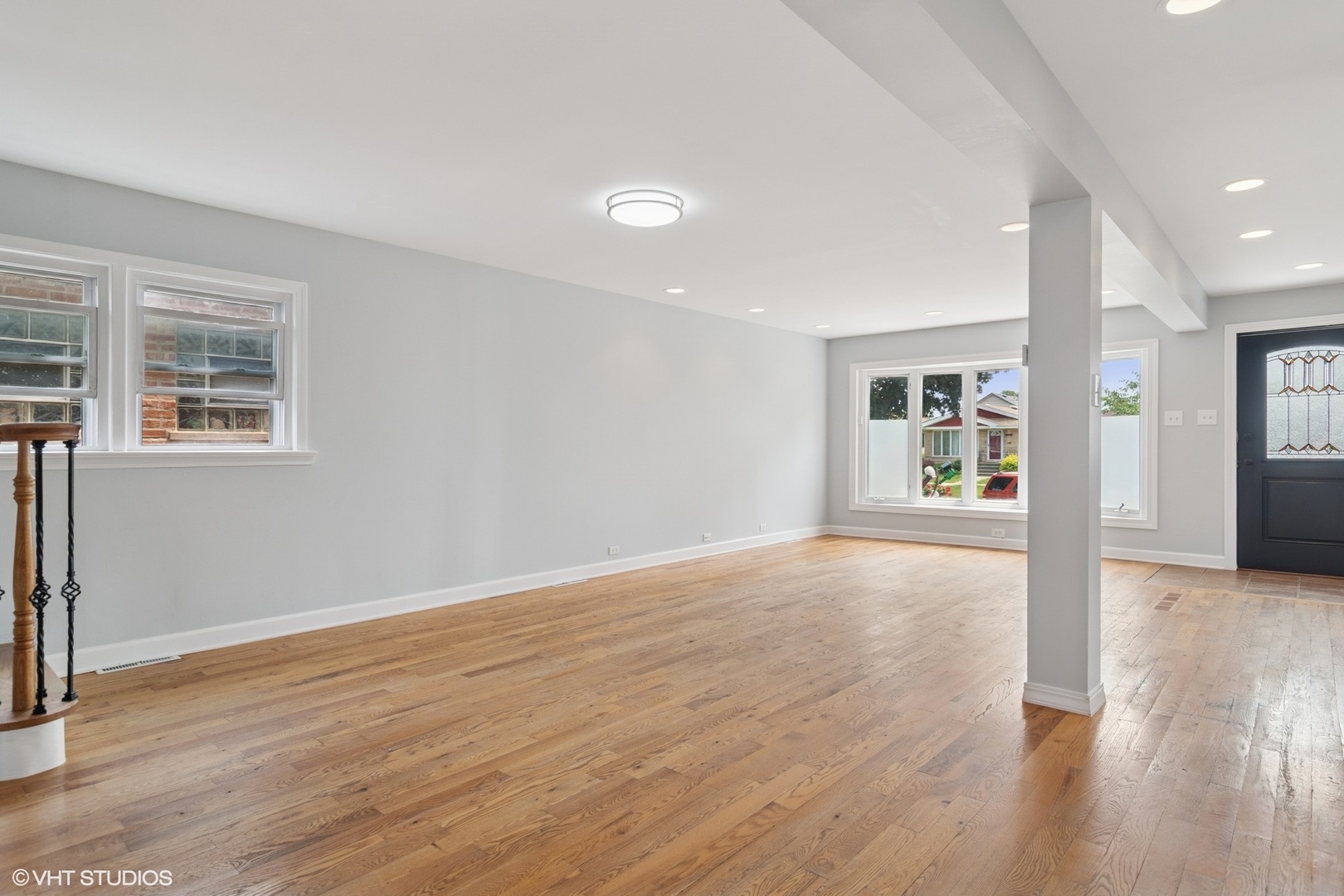 7032 W 63rd Place