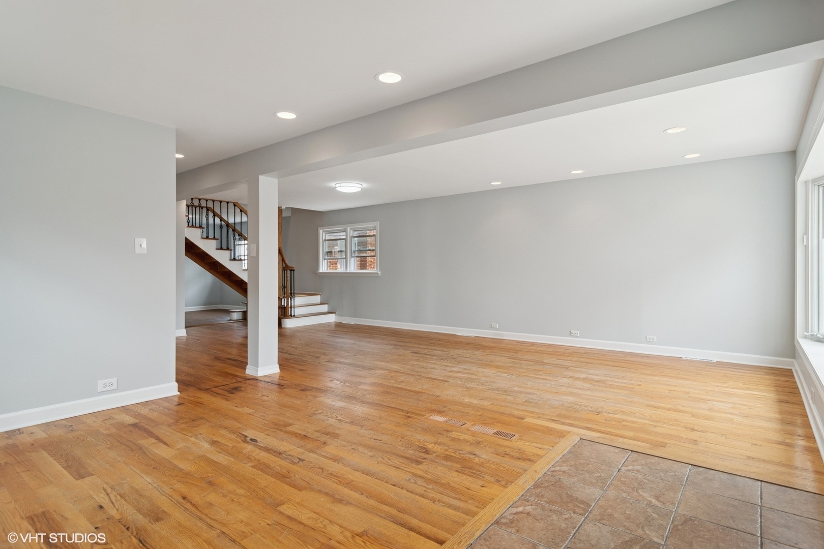 7032 W 63rd Place