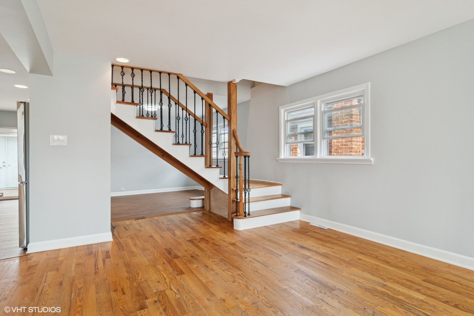7032 W 63rd Place