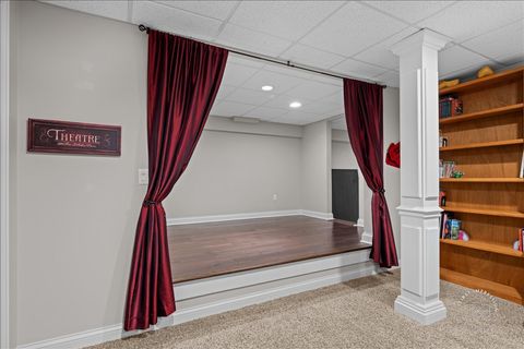 Tiny photo for 4N734 BLUE LAKE Circle, St. Charles, IL 60175 (MLS # 12629530)