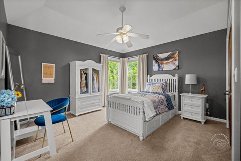 Tiny photo for 4N734 BLUE LAKE Circle, St. Charles, IL 60175 (MLS # 12629530)