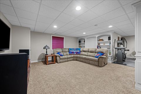 Tiny photo for 4N734 BLUE LAKE Circle, St. Charles, IL 60175 (MLS # 12629530)