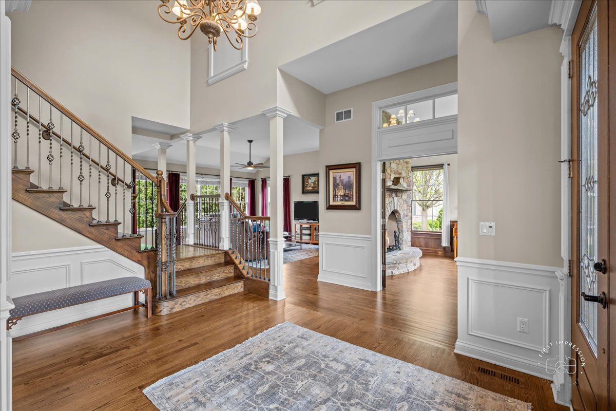 4N734 BLUE LAKE Circle