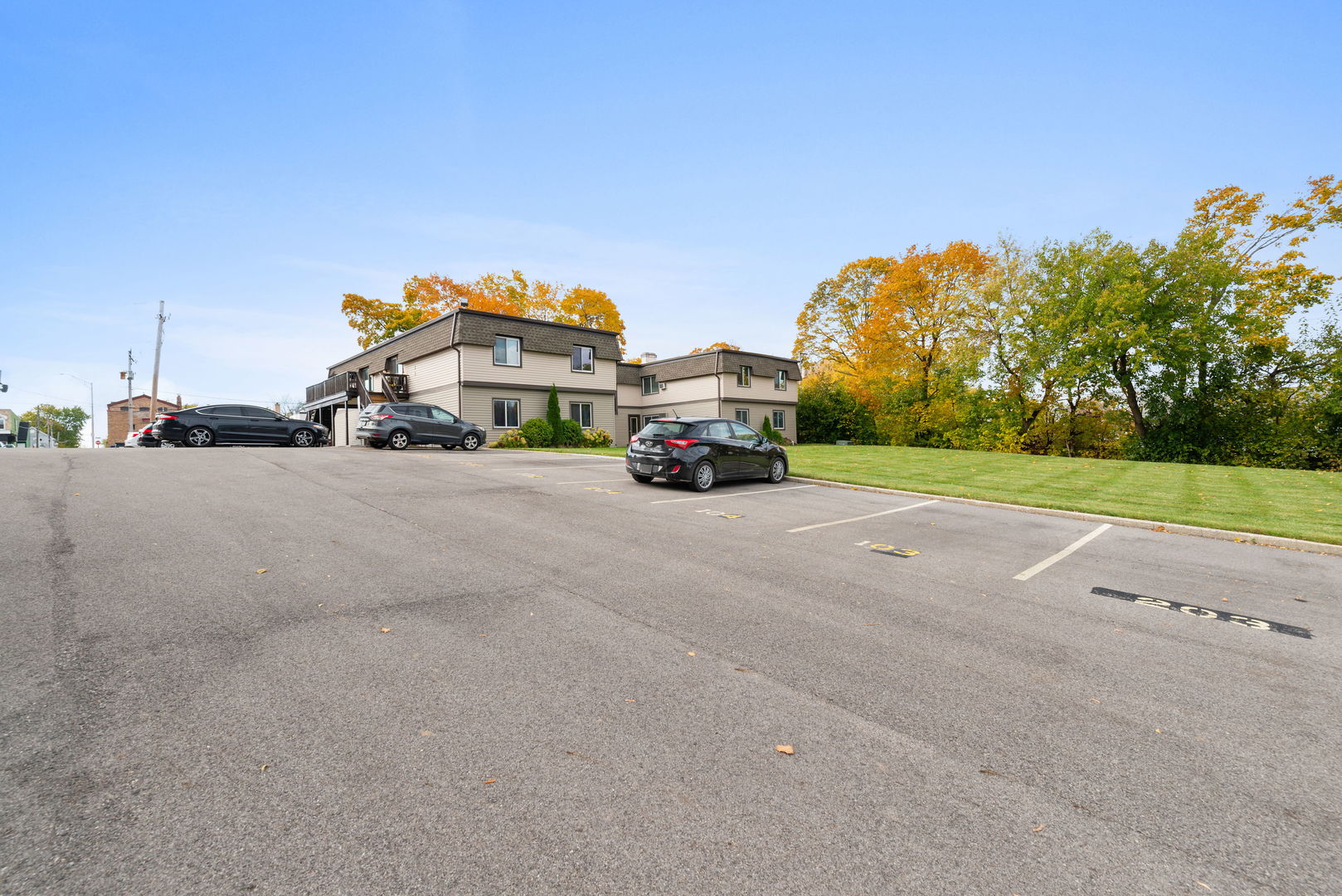 125 E MILL Street 103