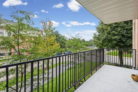 Tiny photo for 451 Town Place Circle #202, Buffalo Grove, IL 60089 (MLS # 12718242)