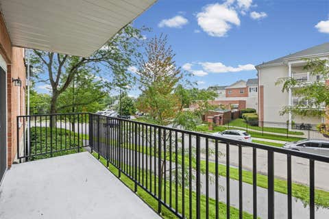 Tiny photo for 451 Town Place Circle #202, Buffalo Grove, IL 60089 (MLS # 12718242)