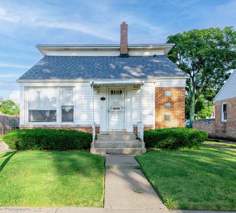 Photo of 425 47TH Avenue, Bellwood, IL 60104 (MLS # 12474468)