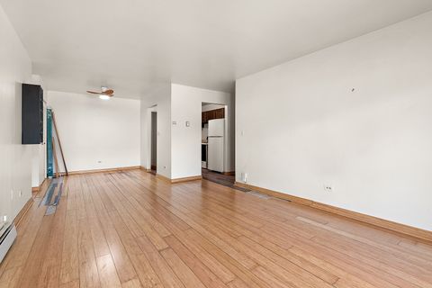 Tiny photo for 16W540 Lake Drive #9-104, Willowbrook, IL 60527 (MLS # 12467042)