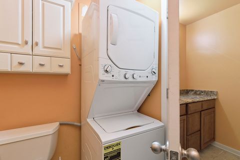 Tiny photo for 16W540 Lake Drive #9-104, Willowbrook, IL 60527 (MLS # 12467042)