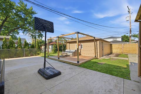 Tiny photo for 7506 Kilbourn Avenue, Skokie, IL 60076 (MLS # 12661588)