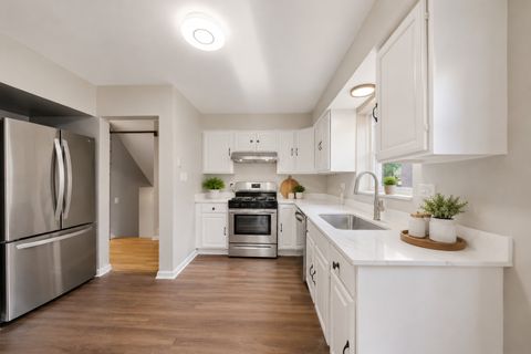 Tiny photo for 7506 Kilbourn Avenue, Skokie, IL 60076 (MLS # 12661588)
