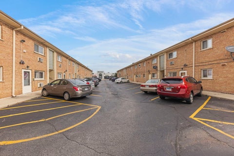 Tiny photo for 4653 W 95th Street #0, Oak Lawn, IL 60453 (MLS # 12754372)