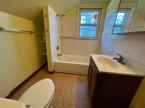 Tiny photo for 320 Claim Street, Aurora, IL 60505 (MLS # 12498953)