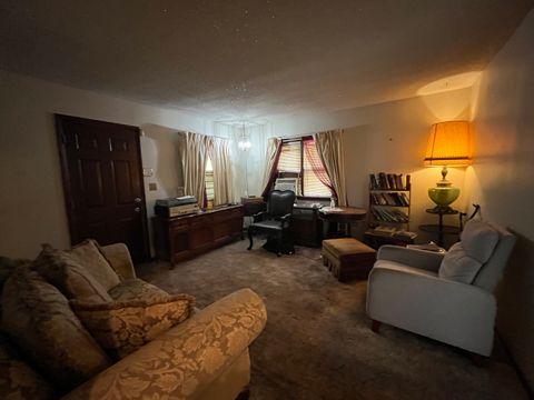 Tiny photo for 320 Claim Street, Aurora, IL 60505 (MLS # 12498953)