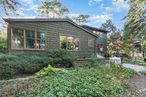 Tiny photo for 216 N Batavia Avenue, Batavia, IL 60510 (MLS # 12478336)