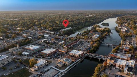 Tiny photo for 216 N Batavia Avenue, Batavia, IL 60510 (MLS # 12478336)