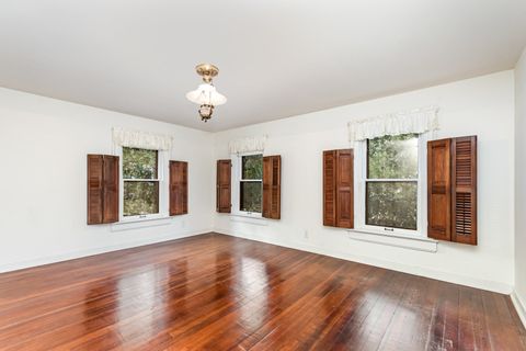 Tiny photo for 216 N Batavia Avenue, Batavia, IL 60510 (MLS # 12478336)