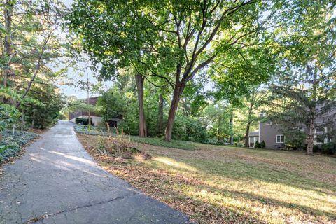 Tiny photo for 216 N Batavia Avenue, Batavia, IL 60510 (MLS # 12478336)