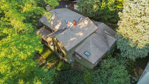 Tiny photo for 216 N Batavia Avenue, Batavia, IL 60510 (MLS # 12478336)