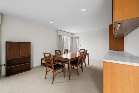 Tiny photo for 1730 W Galena Boulevard #402E, Aurora, IL 60506 (MLS # 12472922)