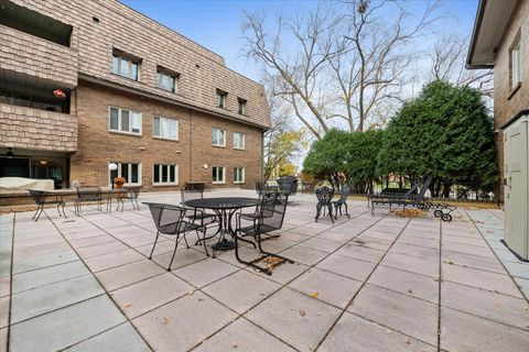 Tiny photo for 1730 W Galena Boulevard #402E, Aurora, IL 60506 (MLS # 12472922)