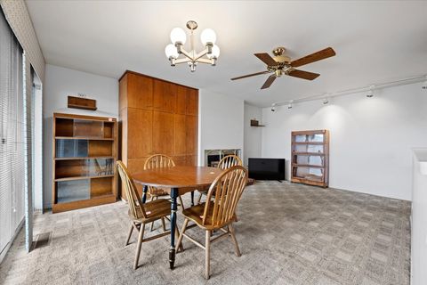 Tiny photo for 1730 W Galena Boulevard #402E, Aurora, IL 60506 (MLS # 12472922)