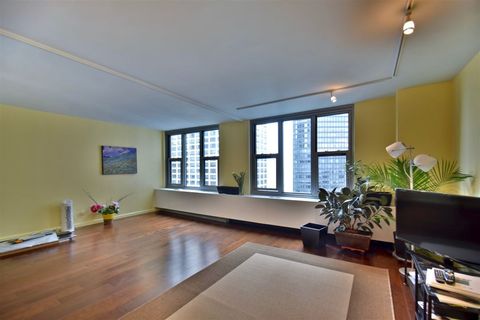 Tiny photo for 400 E RANDOLPH Street #3321, Chicago, IL 60601 (MLS # 12375186)