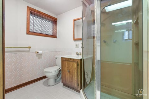 Tiny photo for 1420 N Hickory Avenue, Arlington Heights, IL 60004 (MLS # 12748355)