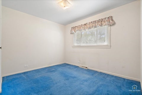 Tiny photo for 1420 N Hickory Avenue, Arlington Heights, IL 60004 (MLS # 12748355)
