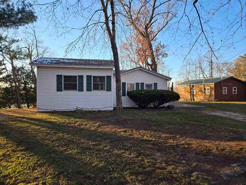 Photo of 930 42nd Street, New Boston, IL 61272 (MLS # 100000086)