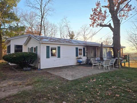 Tiny photo for 930 42nd Street, New Boston, IL 61272 (MLS # 100000086)