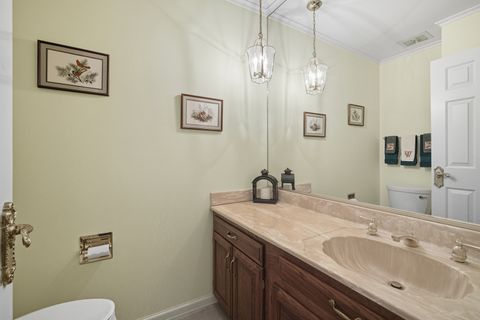 Tiny photo for 5 Court of Bucks County, Lincolnshire, IL 60069 (MLS # 12466549)