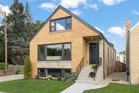 6524 W Highland Avenue Chicago IL 60631