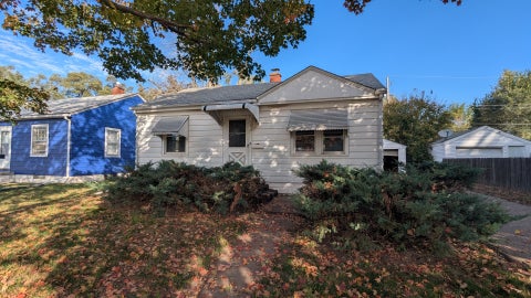 Photo of 1055 23rd Avenue, Rock Island, IL 61201 (MLS # 12796103)