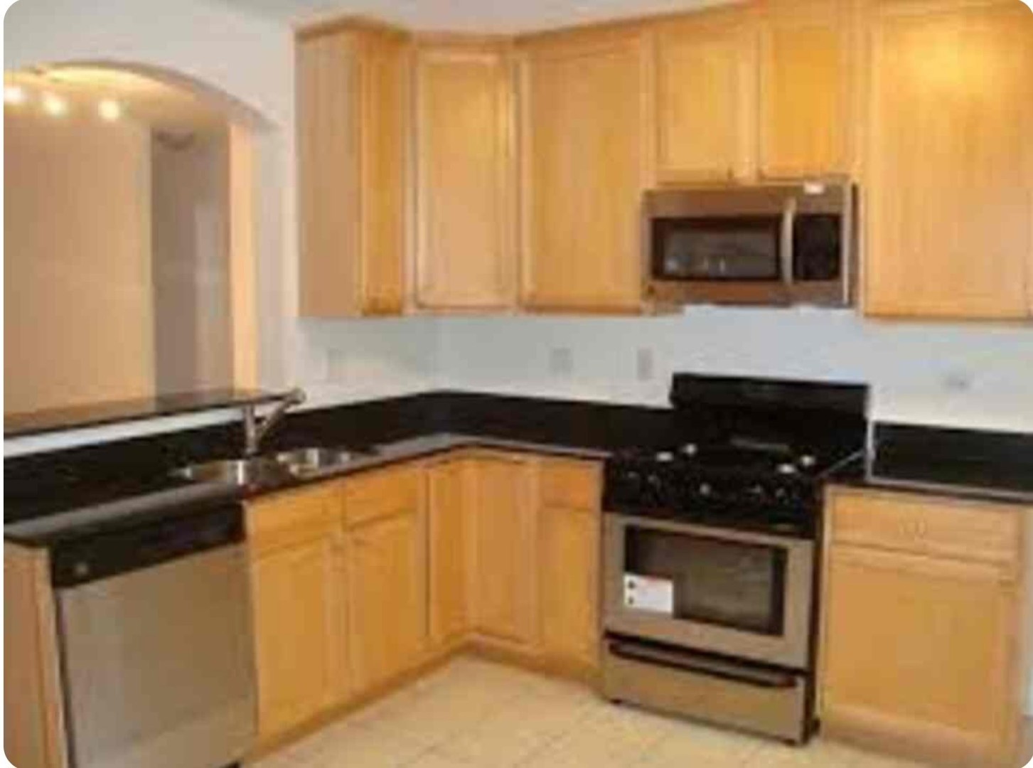 1238 W PRATT Boulevard 1A