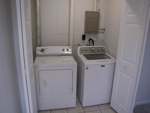 Tiny photo for 1212 E Pennsylvania Avenue, Urbana, IL 61801 (MLS # 12590932)