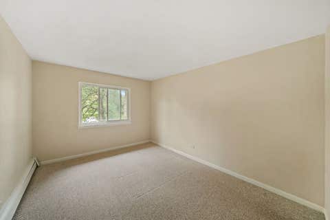 Tiny photo for 1065 Valley Lane #208, Hoffman Estates, IL 60169 (MLS # 12736941)