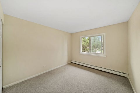 Tiny photo for 1065 Valley Lane #208, Hoffman Estates, IL 60169 (MLS # 12736941)